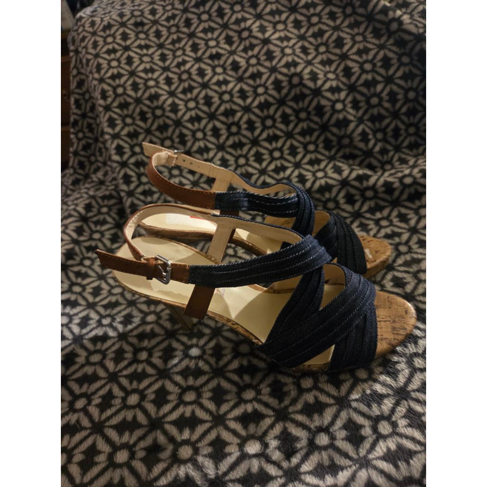 Women's Unisa Blue Denim &‎ Brown Cork Heels Size 8.5